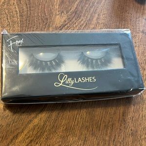 Lilly Lashes Faux Mykonos mink lashes!